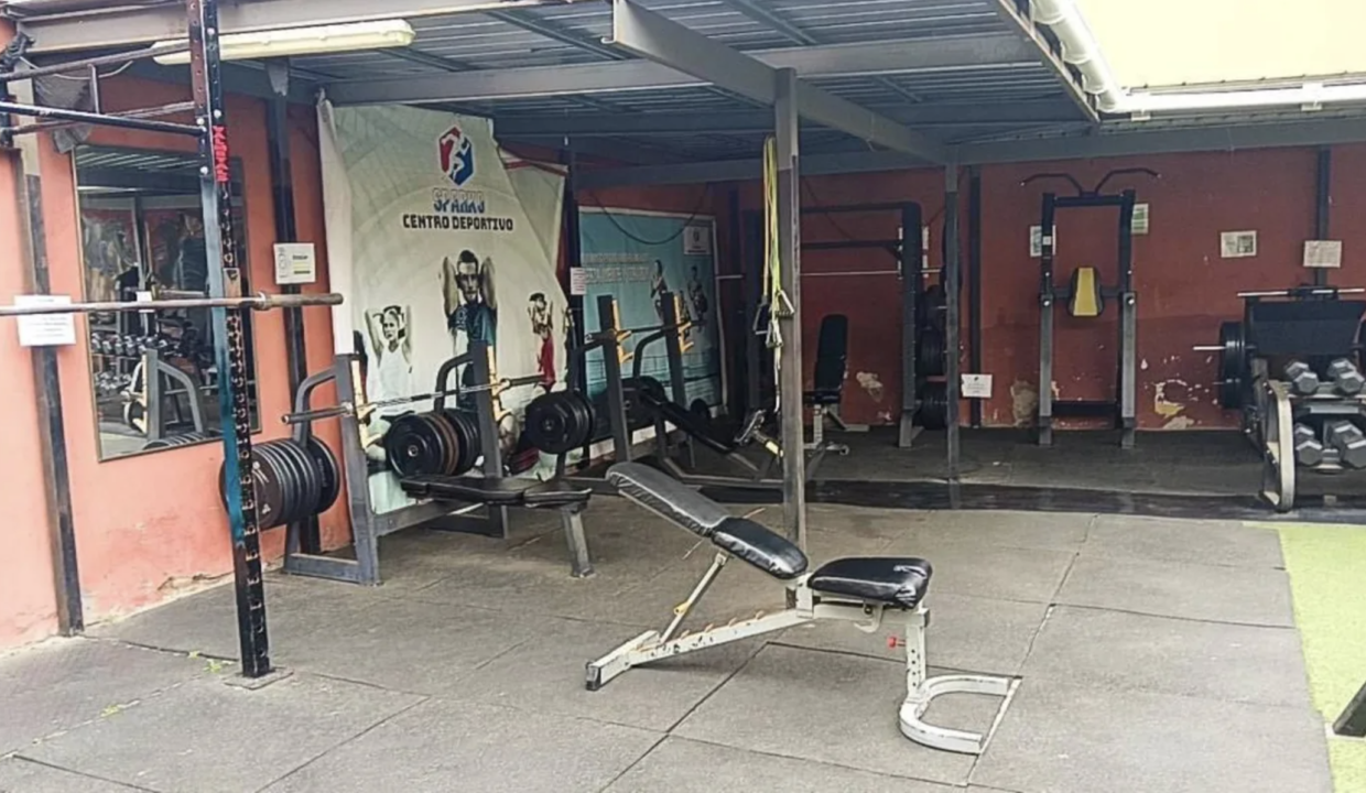 Captura de pantalla 2024-11-15 a la(s) 1.43.24 a. m.